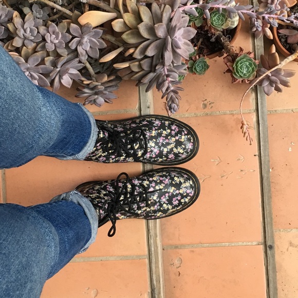 Dr. Martens Shoes - Dr martens black floral boots.